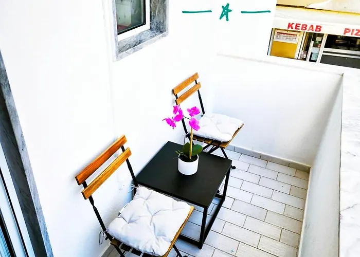 Bar And Διαμέρισμα