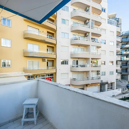 Bar And Apartament